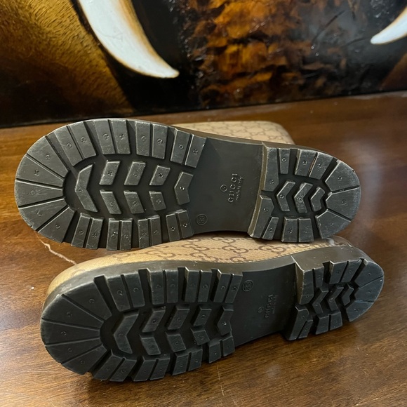 Authentic Gucci Rain/Snow Boots. Size 33 - Picture 10 of 15